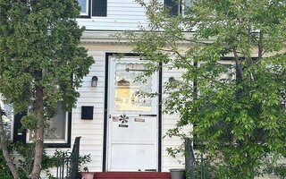 92-14 219th St, Queens Village, NY 11428