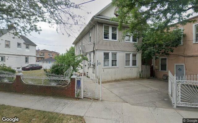 92-16 190th St, Hollis, NY 11423