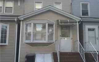 92-16 92nd St, Woodhaven, NY 11421