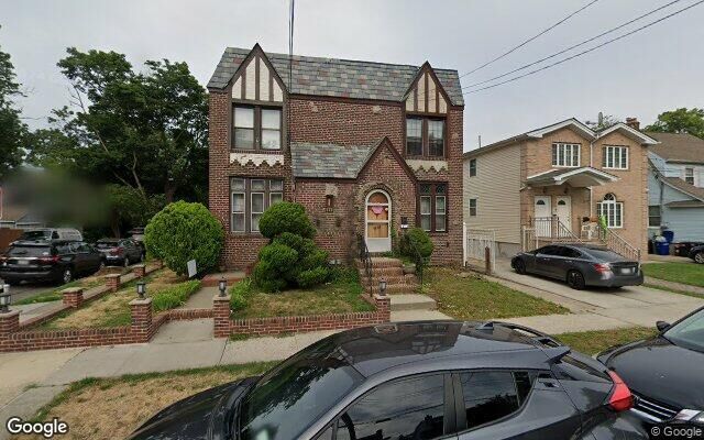 92-68 240th St, Bellerose, NY 11426