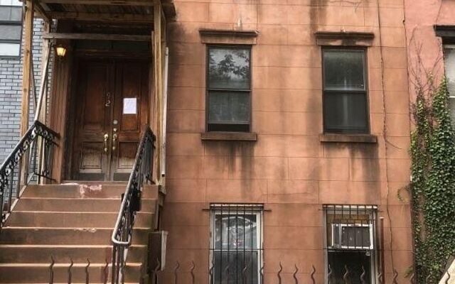 92 Ryerson St, Brooklyn, NY 11205