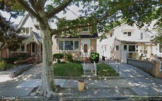 920 E 40th St, Brooklyn, NY 11210