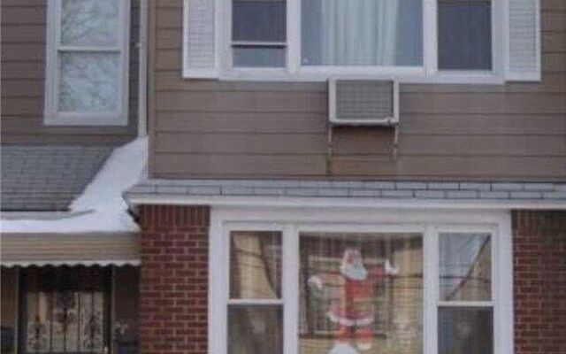 93-26 202nd St, Hollis, NY 11423