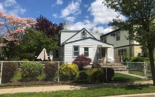 93 Woodside Ave, Freeport, NY 11520