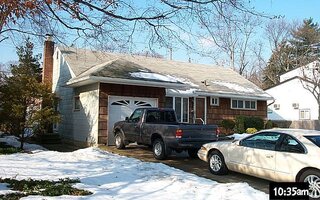 930 W Shelley Rd, North Bellmore, NY 11710