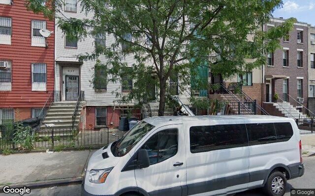 939 Bedford Ave, Brooklyn, NY 11205