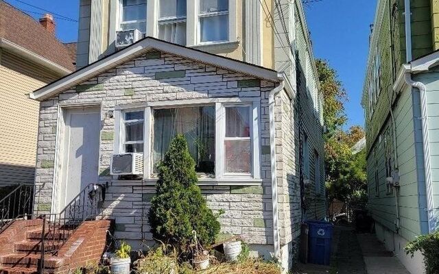 94-29 114th St, South Richmond Hill, NY 11419 (Porch)