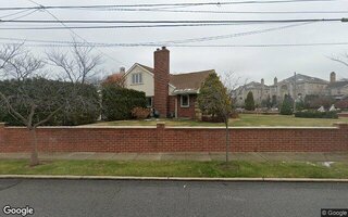 94 Malba Dr, Whitestone, NY 11357