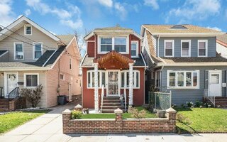 9418 95th St, Ozone Park, NY 11416