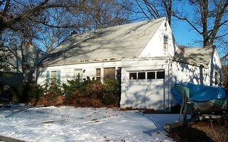 95 Clark Ave, Massapequa, NY 11758