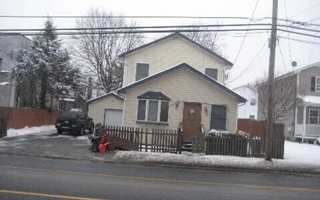 95 E Pulaski Rd, Huntington Station, NY 11746