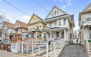 9517 125th St, Richmond Hill South, NY 11419