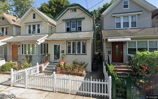 96-12 91st Dr, Woodhaven, NY 11421