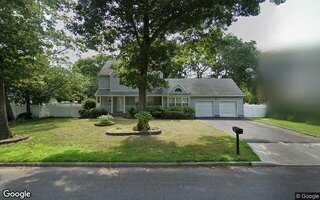 96 Old Selden Stage Rd, Selden, NY 11784