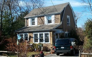 966 Singleton Ave, Woodmere, NY 11598