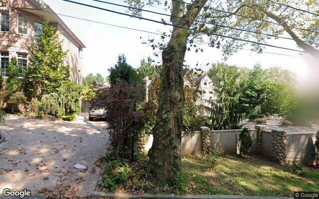 97 Benedict Rd, Staten Island, NY 10304