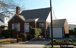 97 Kingston St, Elmont, NY 11003
