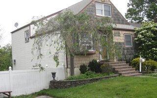 97 Peconic Dr, Massapequa, NY 11758