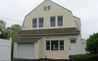 975 Broadway, Westbury, NY 11590
