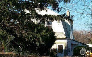 975 Broadway, Westbury, NY 11590