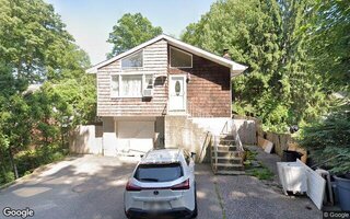 98 Hawthorne Rd, Rocky Point, NY 11778