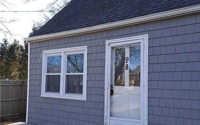 98 Manor Dr, Shirley, NY 11967 (House View)