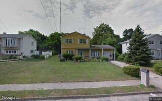 98 Peach St, Brentwood, NY 11717