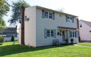 980 Windermere Rd, Franklin Square, NY 11010