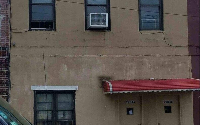 99-04 212th St, Queens Village, NY 11429