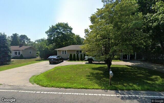 990 Sipp Ave, Medford, NY 11763