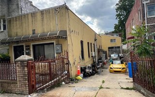 994 E 54th St, Brooklyn, NY 11234