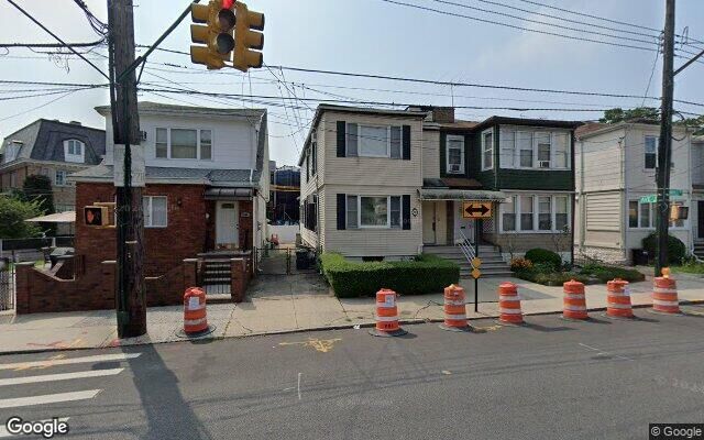 998 Dahill Rd, Brooklyn, NY 11204