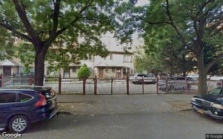 E 184th St, Bronx, NY 10458