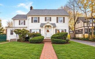 Morgan St, Little Neck, NY 11363