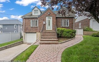 Sheffield St, Staten Island, NY 10310