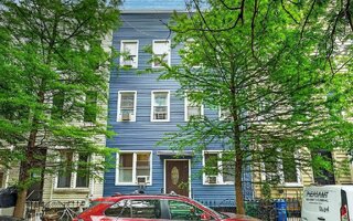 Sutton St, Brooklyn, NY 11222